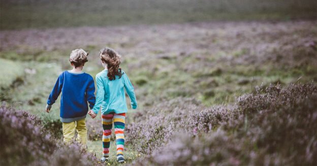 Πενθώντας τον θάνατο αδερφού – Το αόρατο πένθος αδερφών